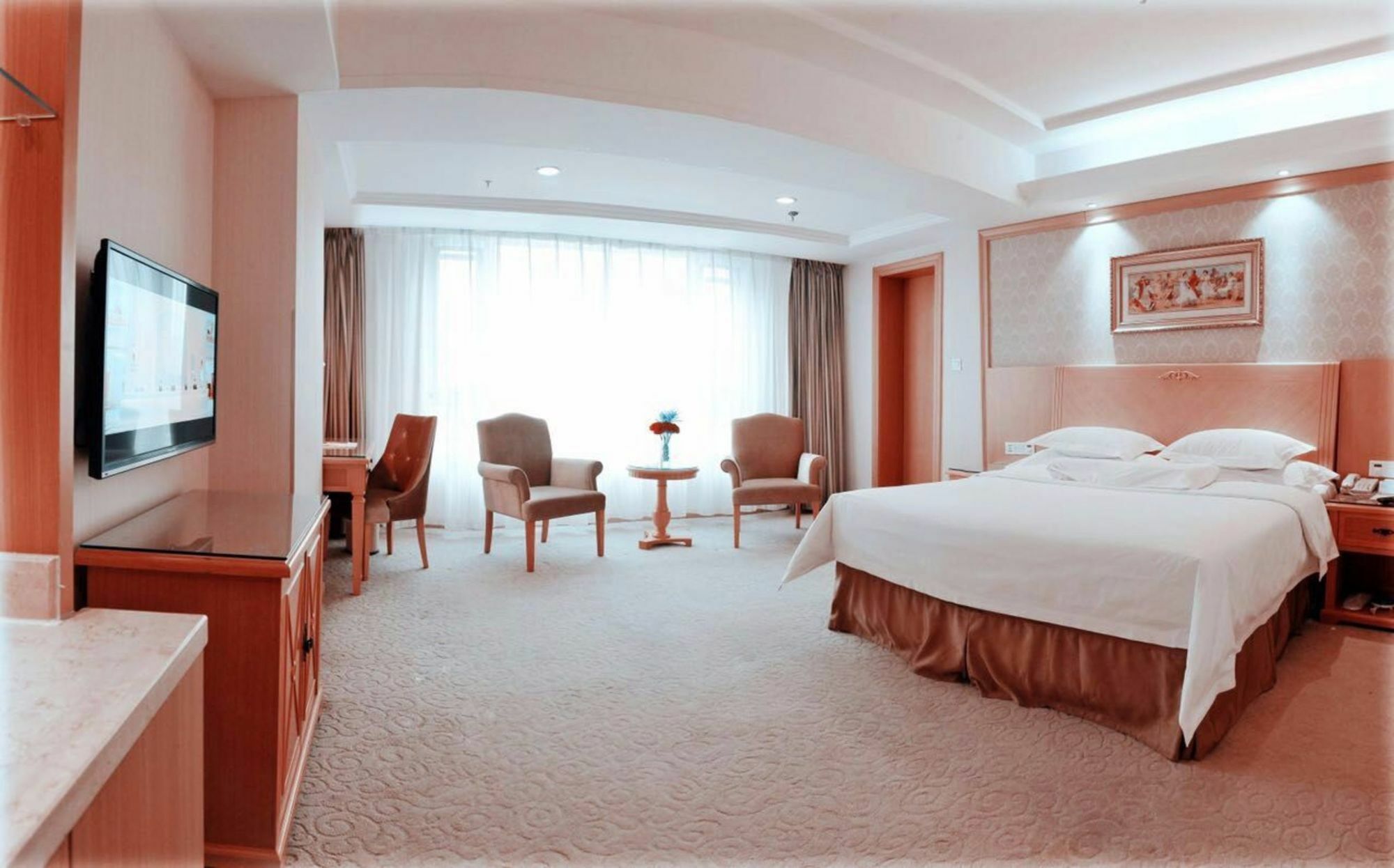 เวียนนา อินเตอร์เนชั่นแนล โฮเต็ล สาขาสถานีรถไฟเฉินหยาง Hotel เสิ่นหยาง ภายนอก รูปภาพ